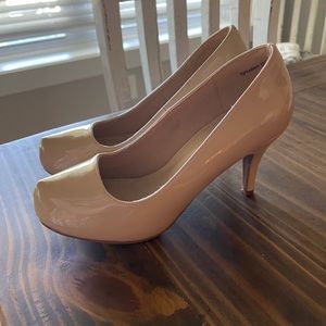 Nude Heels 7.5